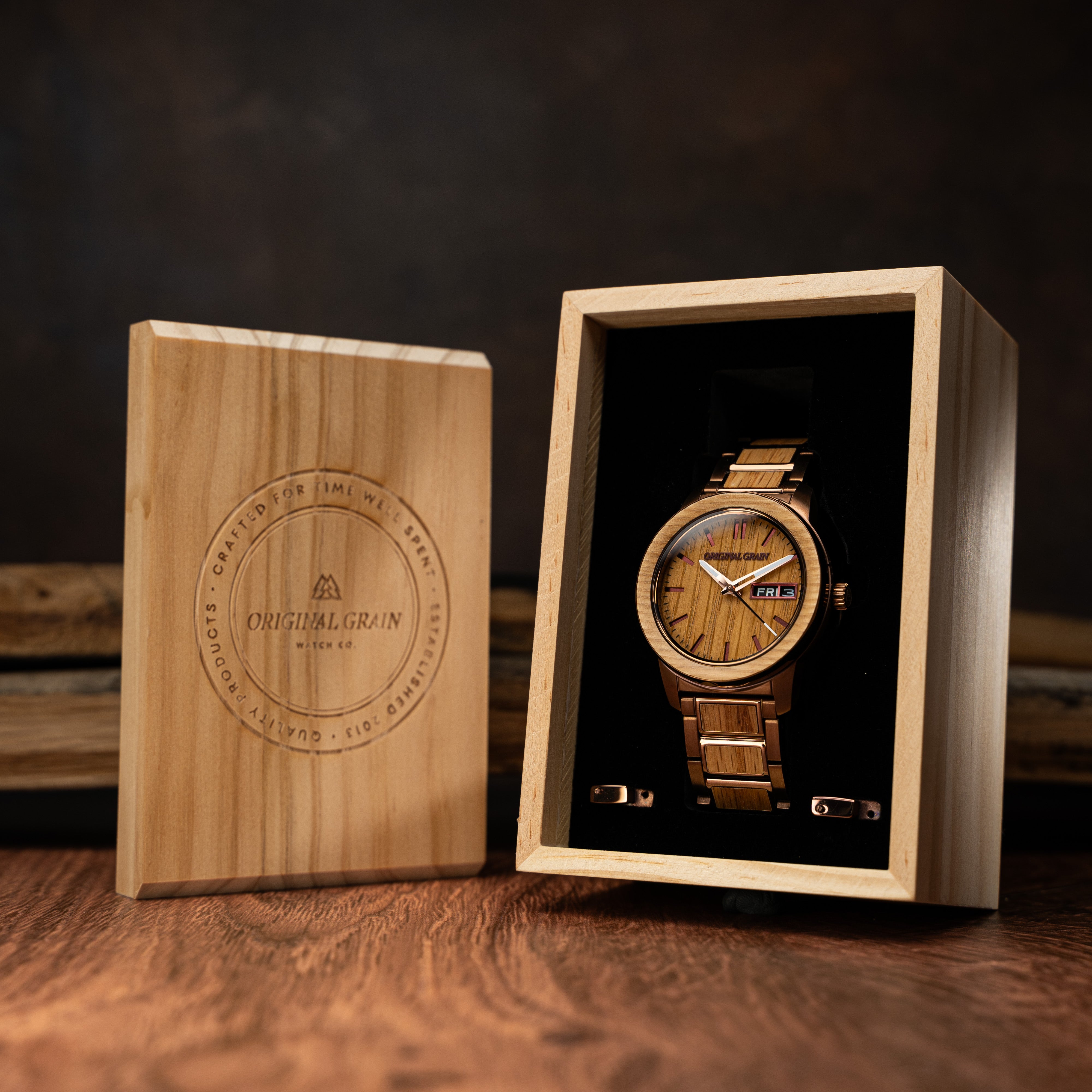 Buy the Original Grain The Barrel Wooden Accents 47mm Watch | GoodwillFinds