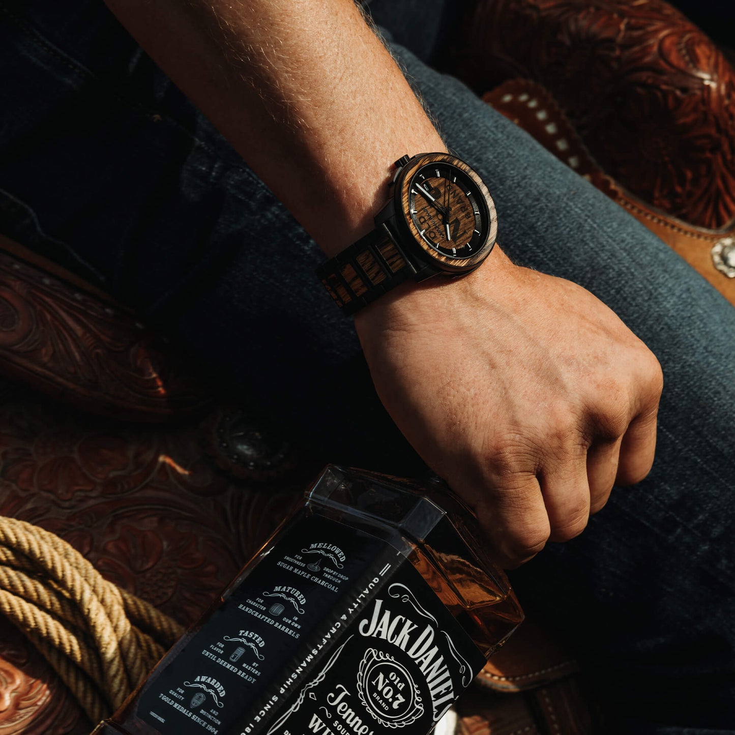 Jack Daniel's Charred Oak Barrel 46mm